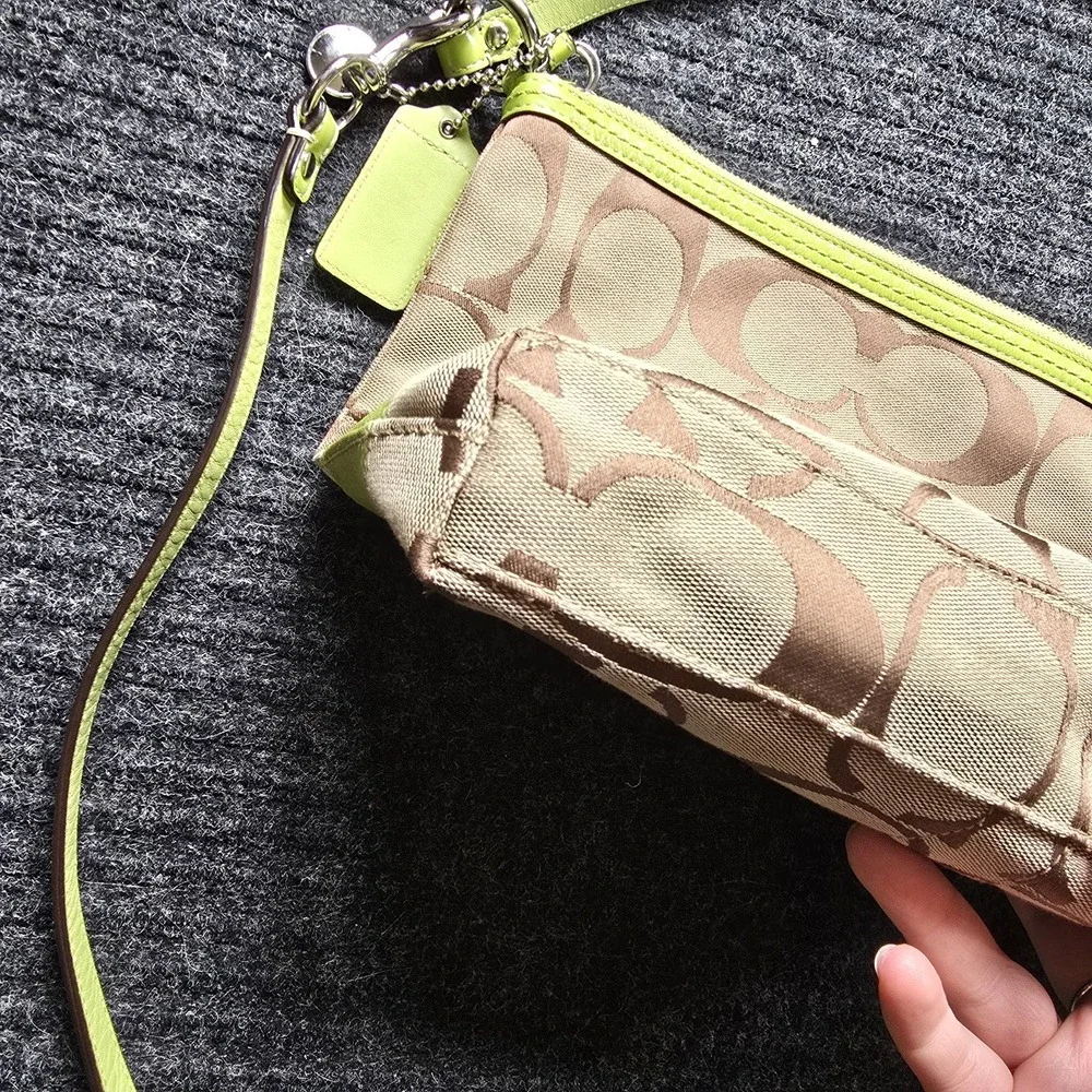 Coach Khaki Apple Green Signature Logo Canvas Purse Handbag G0973-F13674 Y2k - Picture 6 of 11